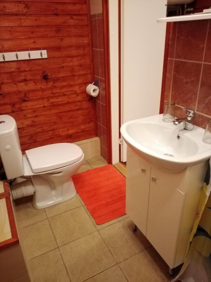 Kauba 6-6 Apartment كوريسارِ المظهر الخارجي الصورة